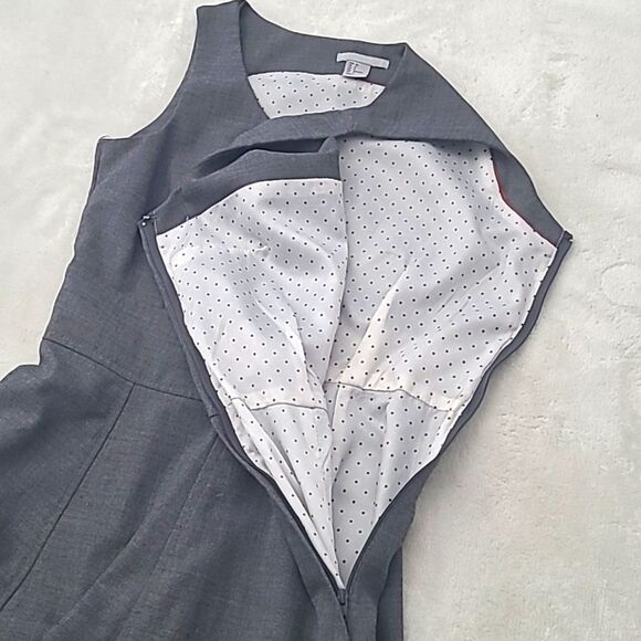H&M Women's 6 Fit And Flare Solid Gray Dress Lined Polka Dot Pleated Scoop Neck - Picture 16 of 16